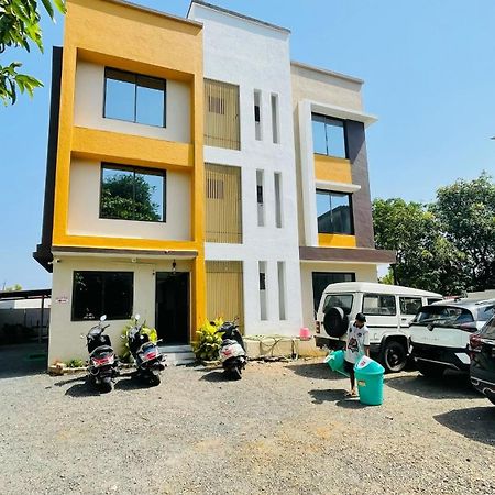 Devka House Hotel Daman Exterior foto