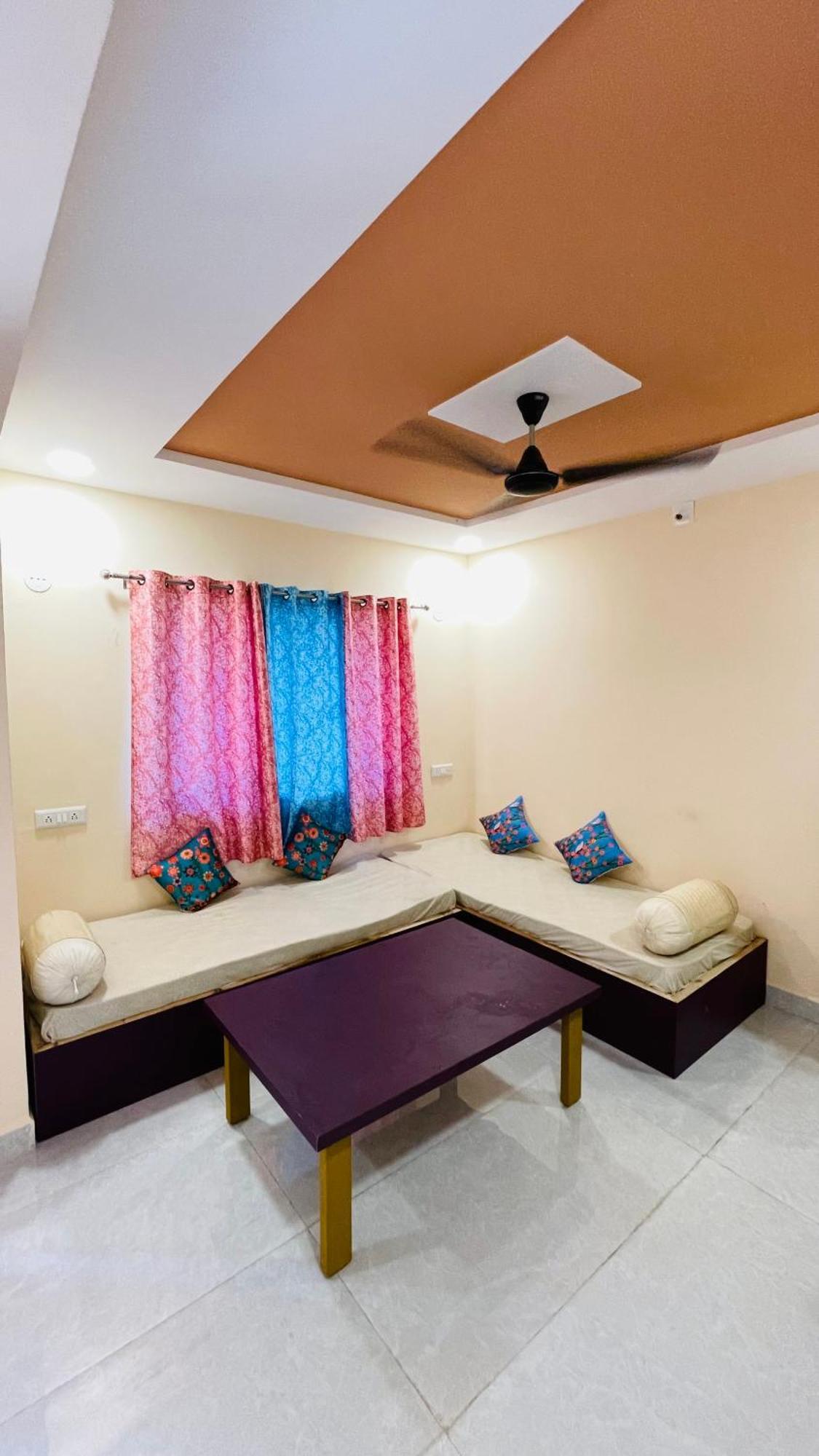 Devka House Hotel Daman Exterior foto